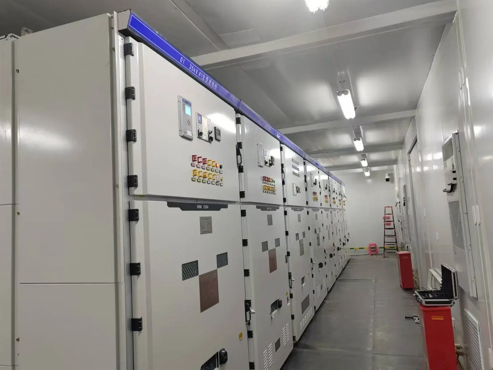 2 KYN61 Cabinets Were Successfully Completed And Delivered To Customers
