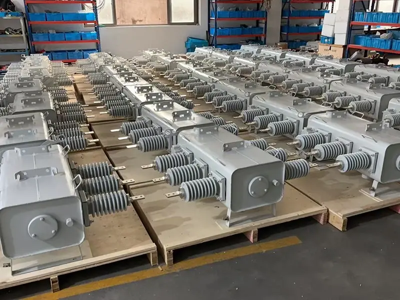 LBS-12/630 Outdoor Load Switch LBS-12/630 Outdoor Load Switch